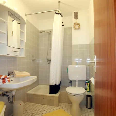 Apartamento Berliner Ring 25_ Whg_ 4 *